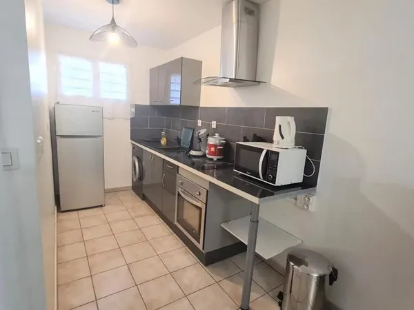 Studio 1 pièce 28 m²