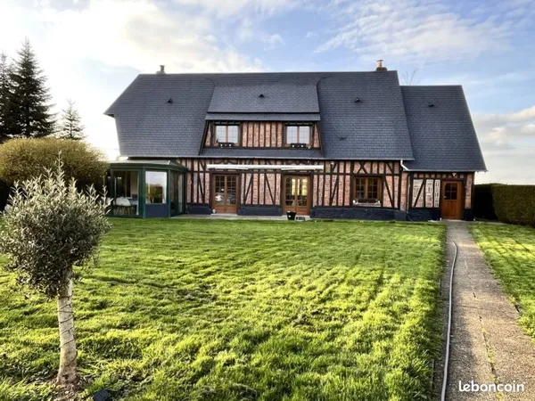 Maison 6 pièces 166 m²