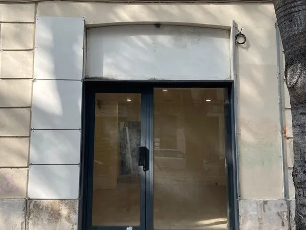 Local commercial 52 m² - Libération / Longchamp