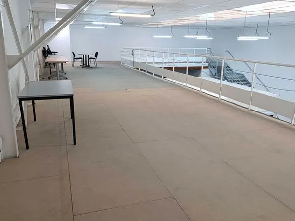 Local professionnel île de Nantes