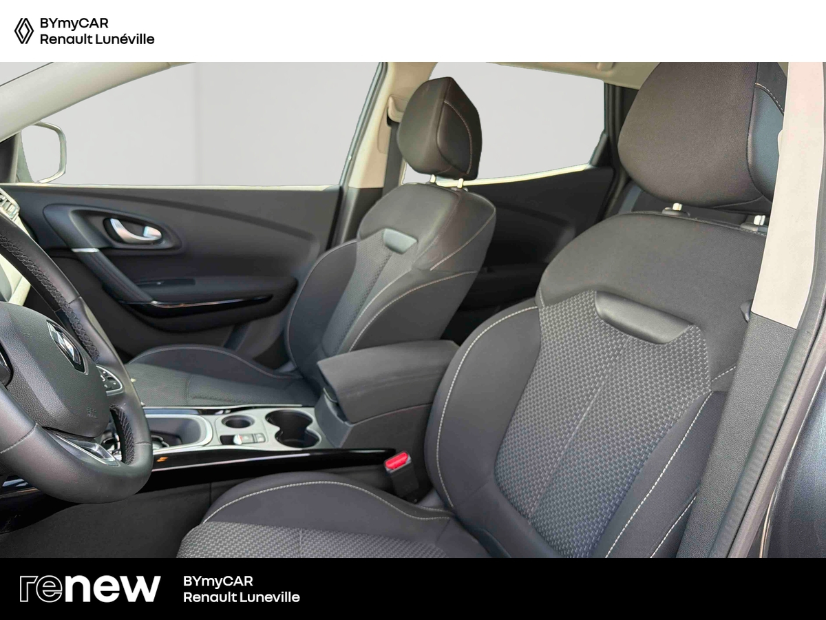 Renault Kadjar Blue dCi 115 EDC — photo 11
