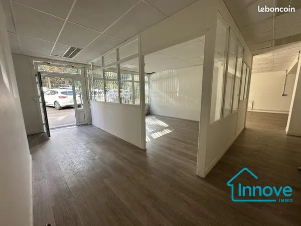 Bureaux 120 m²