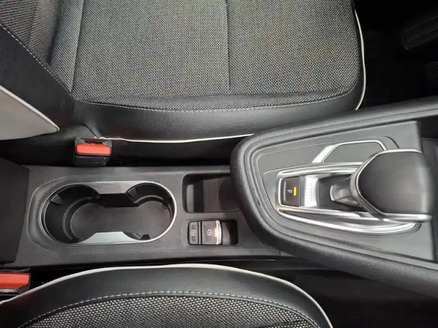 Renault Captur e-tech plug-in 160 — photo 5