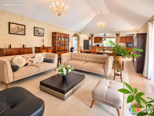 Maison 5 pièces 182 m²