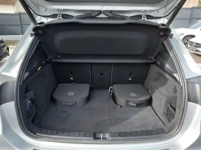 Mercedes Gla 250 e amg line — photo 30