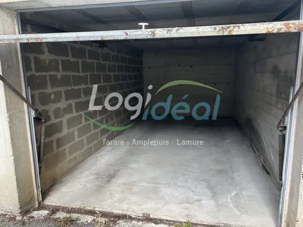 Stationnement Vente Amplepuis 14m² 55€