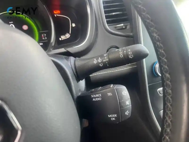 Renault Scenic dci 110 energy edc — photo 15