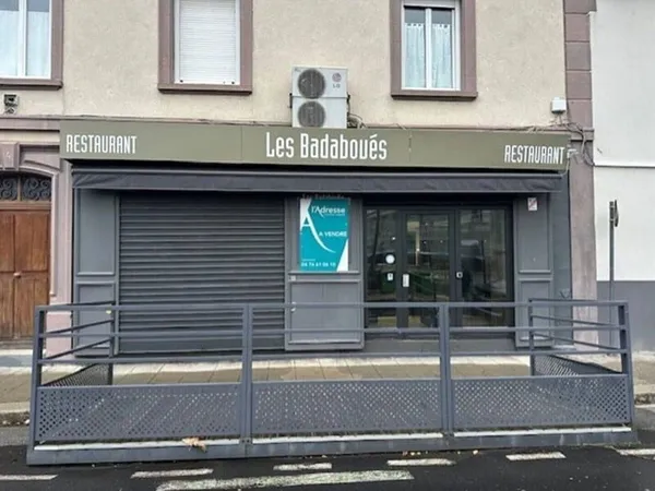 Local commercial 85 m²
