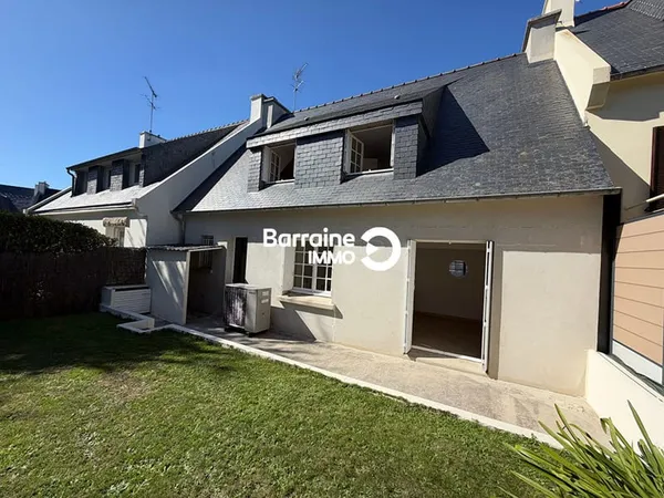 BREST KERBONNE MAISON T6 de 98.22 m² Exposition Sud / Ouest Terrain clos de 212.5 m² Proche Base Nav
