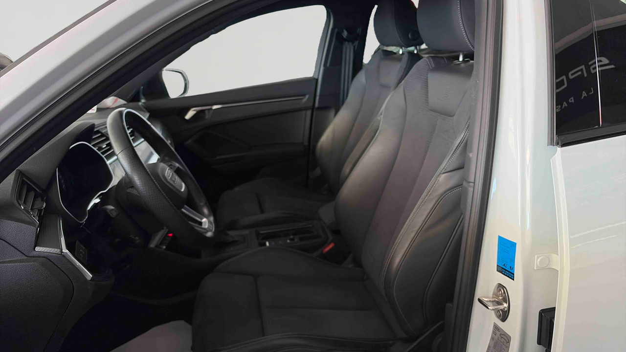 Audi Q3 Sportback 35 TFSI 150 ch S tronic 7 — photo 11