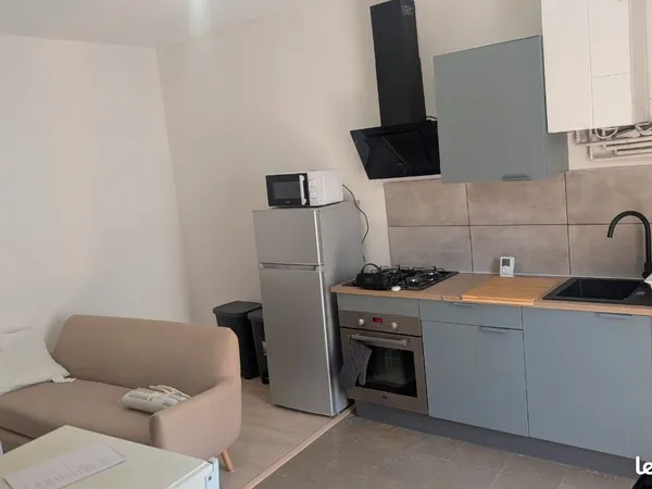 Maison de ville refaite a neuf 40 m² proche centre ville