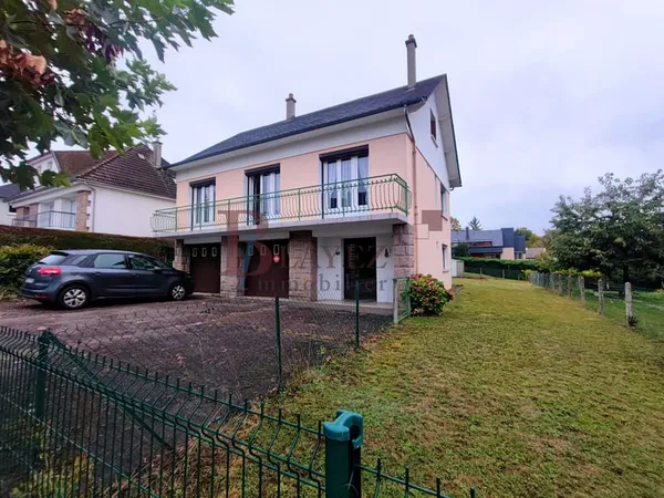 À LOUER - MAISON 3 CHAMBRES AVEC GARAGE