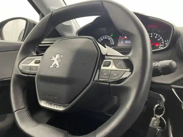 Peugeot 208 puretech 75 s&amp;s bvm5 — photo 29