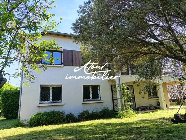 FABREGUES : Maison 4 faces sur une parcelle de 847m2
