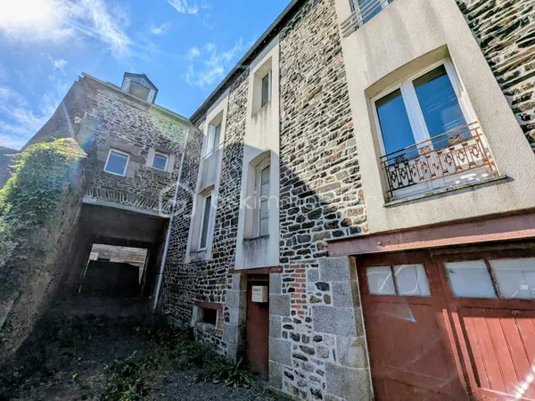 Immeuble de rapport 12 pièces 229 m²