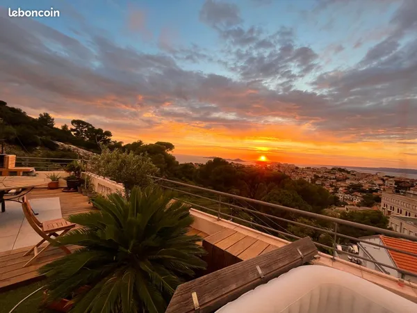 Appartement 4 pièces Vue Mer et Terrasse - Roucas Blanc