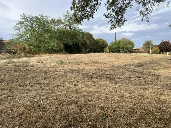 Terrain 1170 m² Preignan