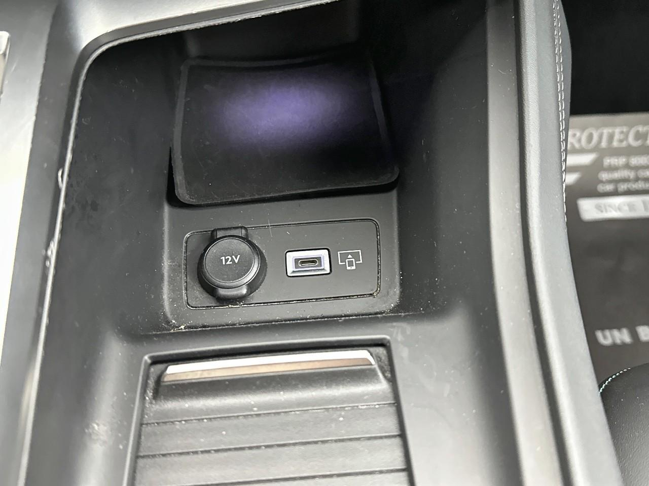 Peugeot 308 phev 180 e-eat8 allure pack — photo 29