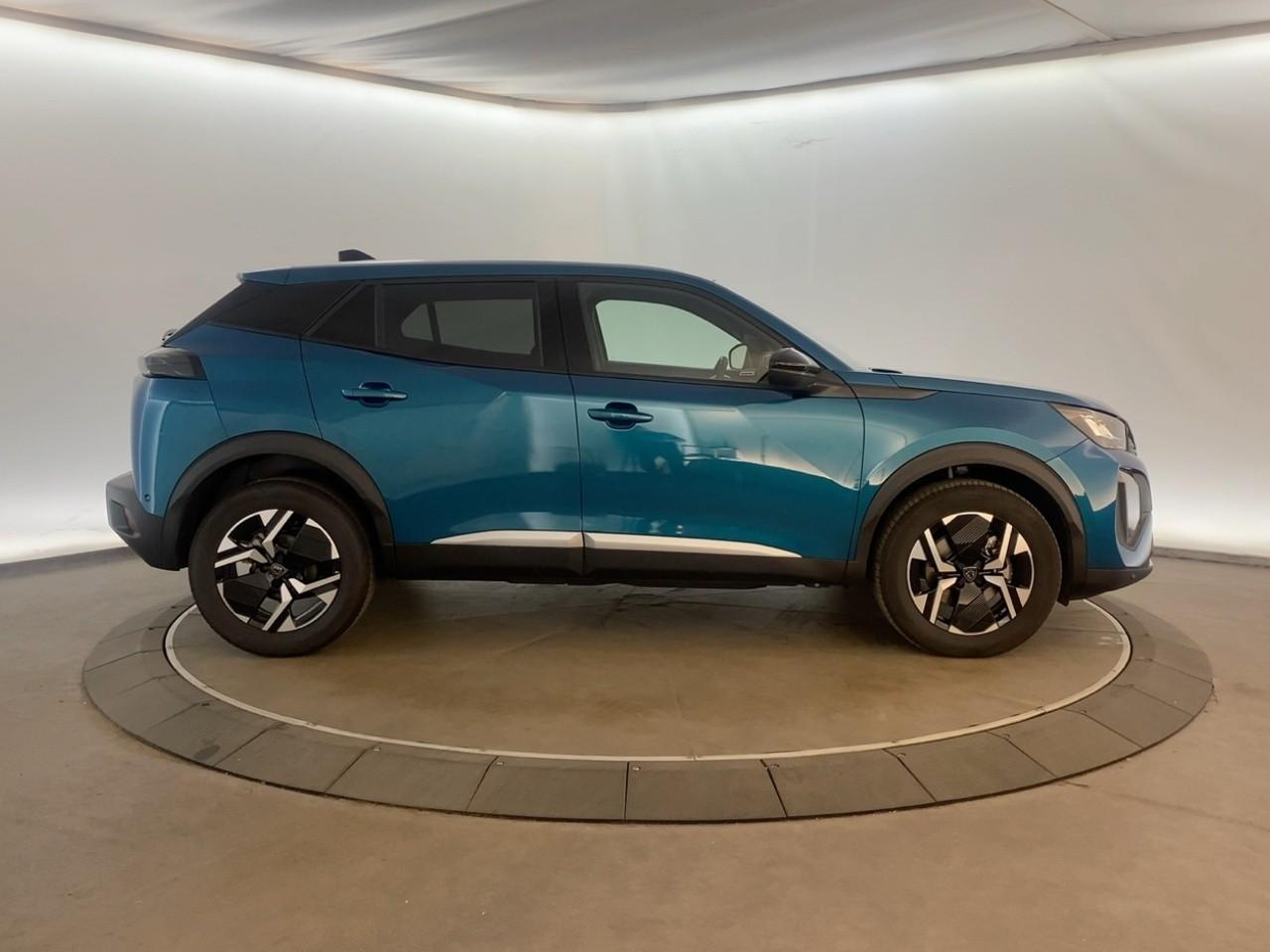 Peugeot 2008 hybrid 145 ch e-dcs6 allure — photo 4