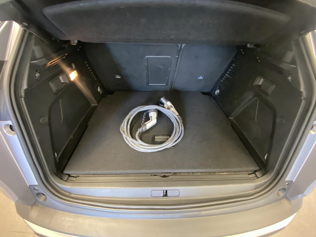Peugeot 3008 hybrid 225 e-eat8 allure pack — photo 6