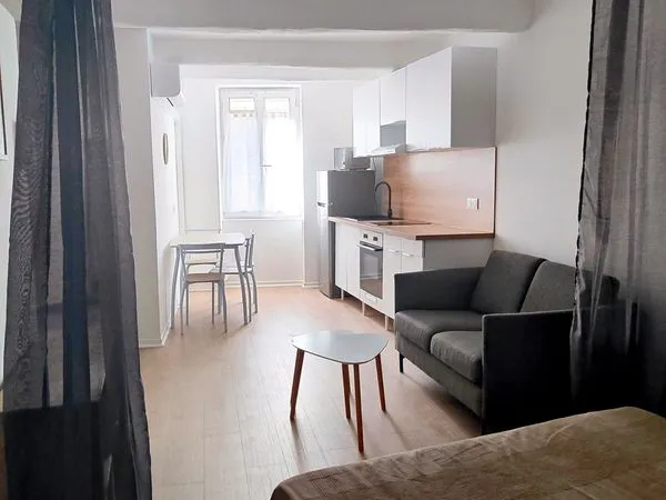 Studio meublé 30m² Boujan