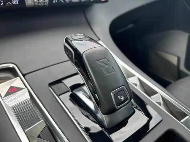 Ds Ds 7 crossback e-tense 4x4 300ch grand chic — photo 9