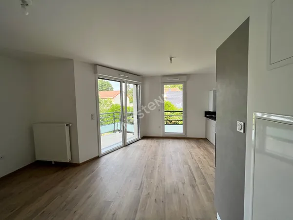 APPARTEMENT NEUF 3 PIÈCES - PROCHE DE TOUTES COMMODITÉS - PARKING