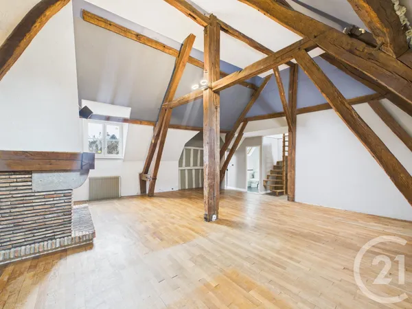 Appartement 9 pièces 360 m²