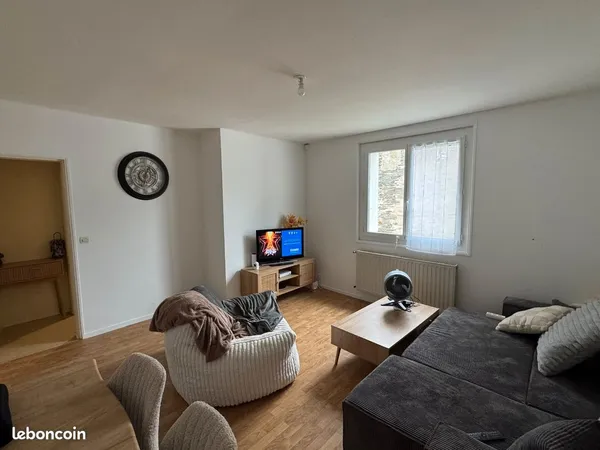 Location appartement centre nozay