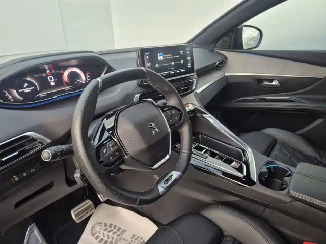 Peugeot 3008 puretech 130ch s&amp;s eat8 — photo 12