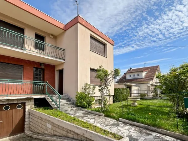 Maison 5 pièces 96 m²
