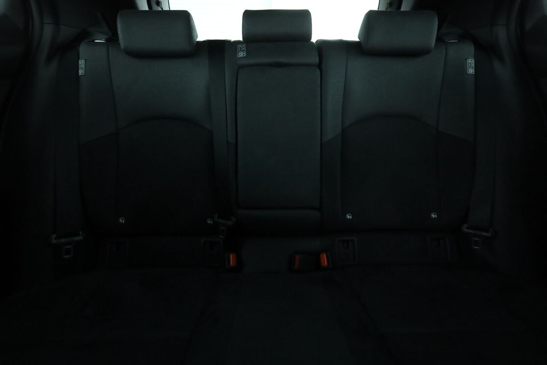 Lexus UX-Serie 250h Pack Business 2WD — photo 16