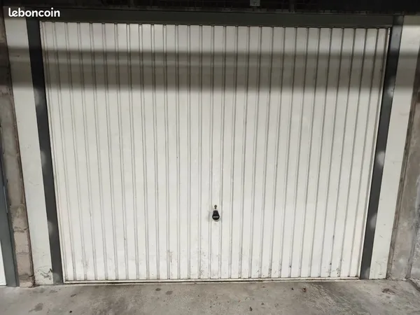 Box ou garage fermé