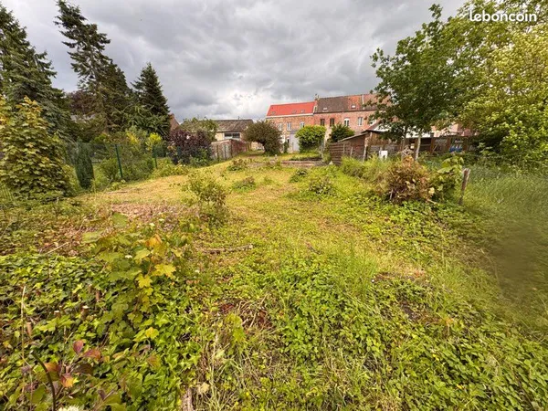 Terrain constructible viabilisé -saint saulve