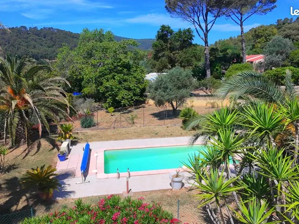 Villa 6 pièces 150 m²