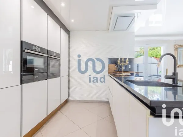 Maison 6 pièces 142 m²