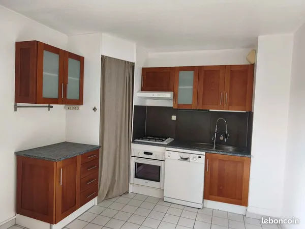 F3 68 m2 avec double garge, ascenseur, cave