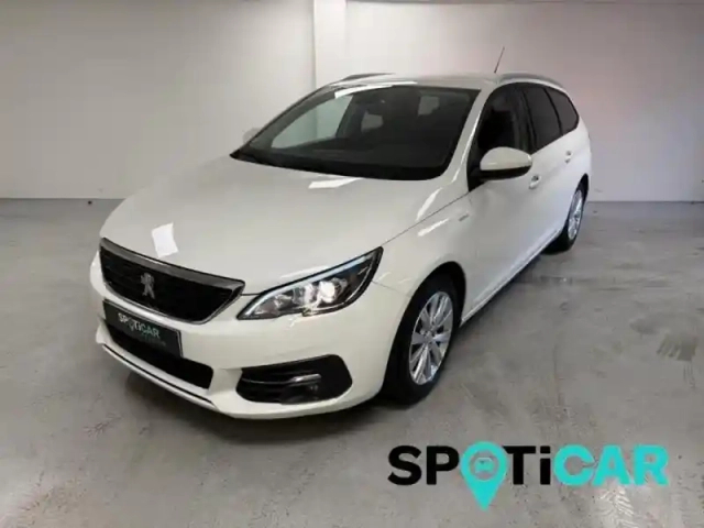 Peugeot 308 sw 1.2 puretech 110ch e6.3 s&amp;s style — photo 1