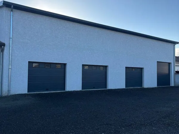 Parking 150 m²