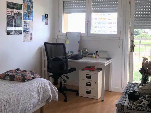 Chambre en colocation -Rennes Hypercentre