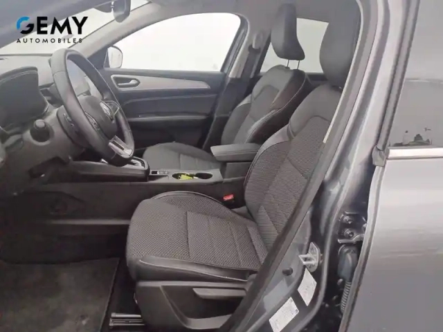 Renault Arkana mild hybrid 140 edc fap - 22 — photo 39