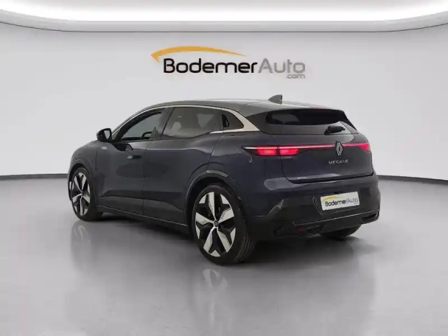 Renault Megane e-tech ev60 220 ch optimum charge — photo 28