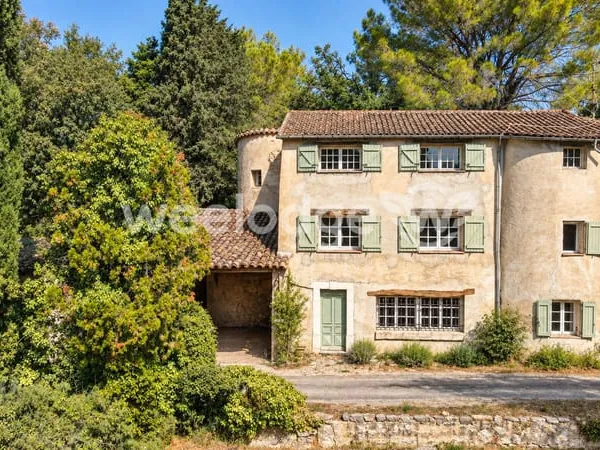 Maison et villa de prestige Vente Tourrettes 10p 214m² 925000€