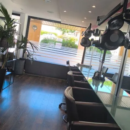 Salon de coiffure a vendre