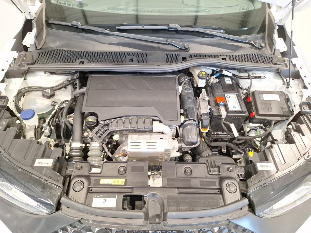 Ds Ds 3 crossback puretech 130 eat8 performance line — photo 14