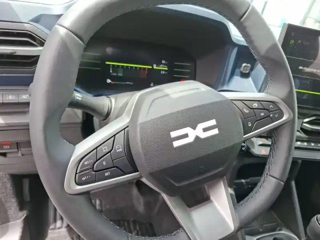 Dacia Duster mild hybrid 130 — photo 22