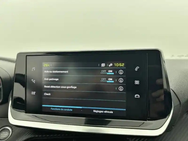Peugeot 2008 electrique 136 ch — photo 22