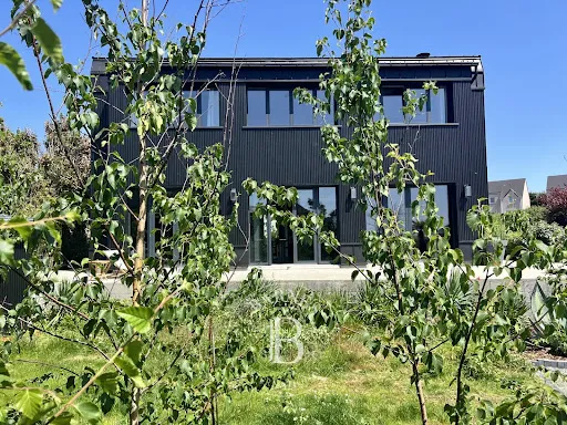 Maison 5 pièces 140 m²