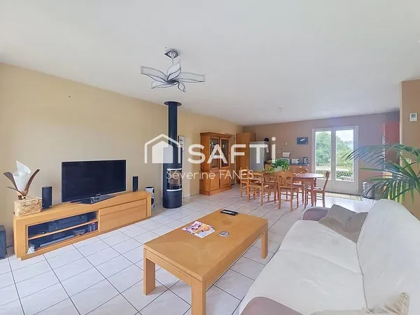 MAISON 141 M² A MONTEROLIER
