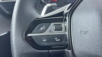 Peugeot 208 1.2 PureTech 100ch S&S Style EAT8 — photo 11